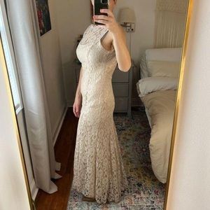 Vintage lace wedding dress